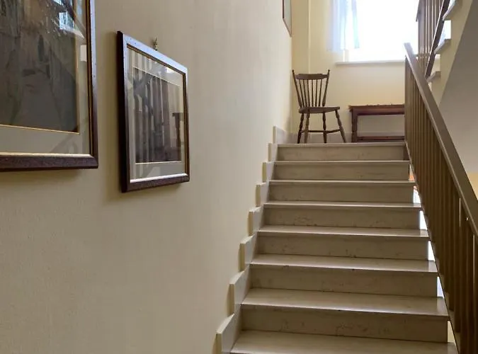 Continentale Alojamento de Acomodação e Pequeno-almoço *